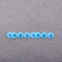 Пришивание пайеток с помощью бисера