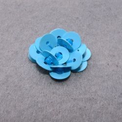 Объемное пришивание пайеток с помощью бисера